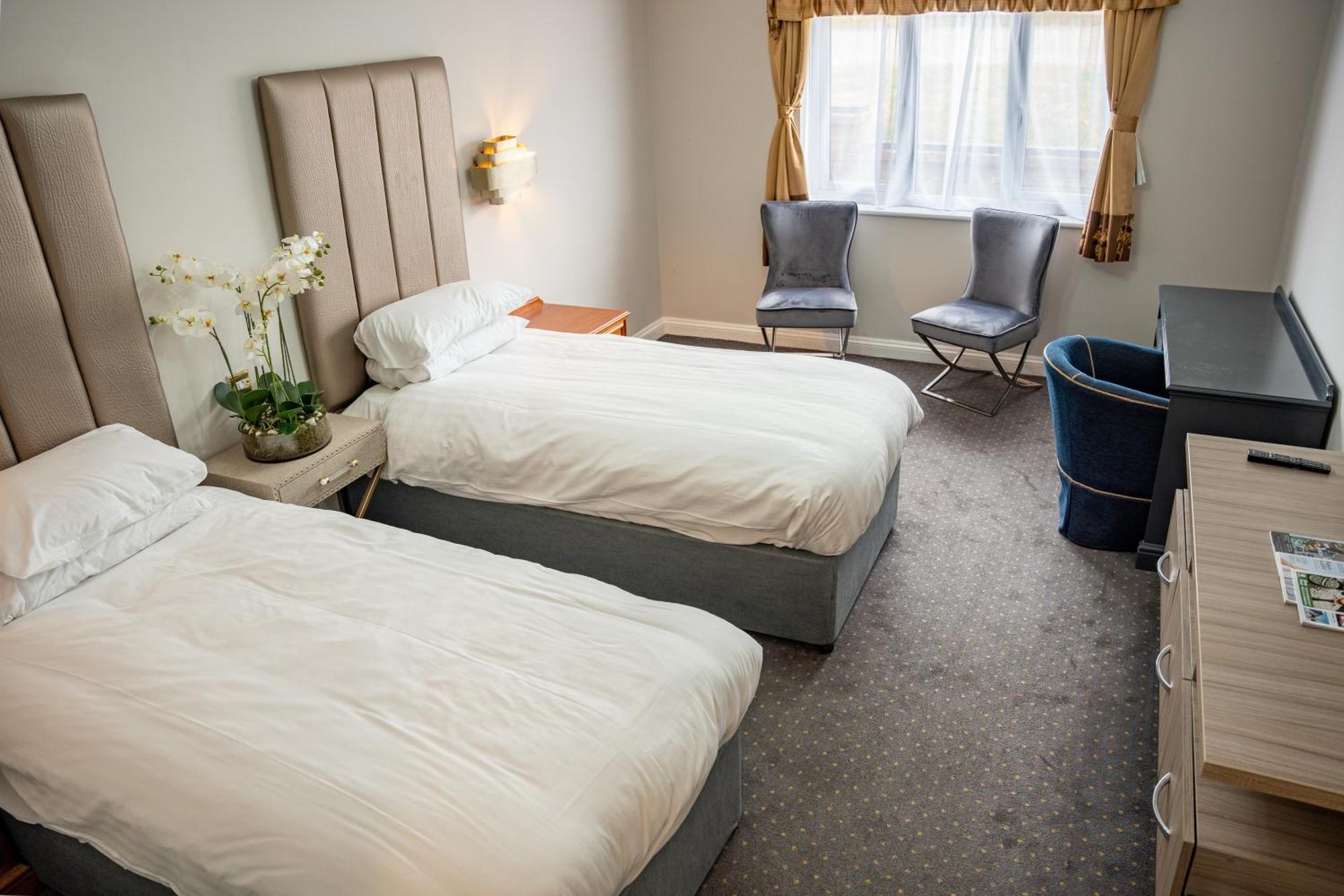 Hindlip The Pear Tree Inn & Country Hotel מראה חיצוני תמונה